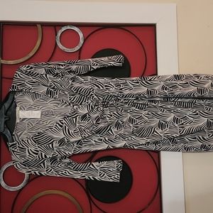 Laundry by Design Midi Dress 👗